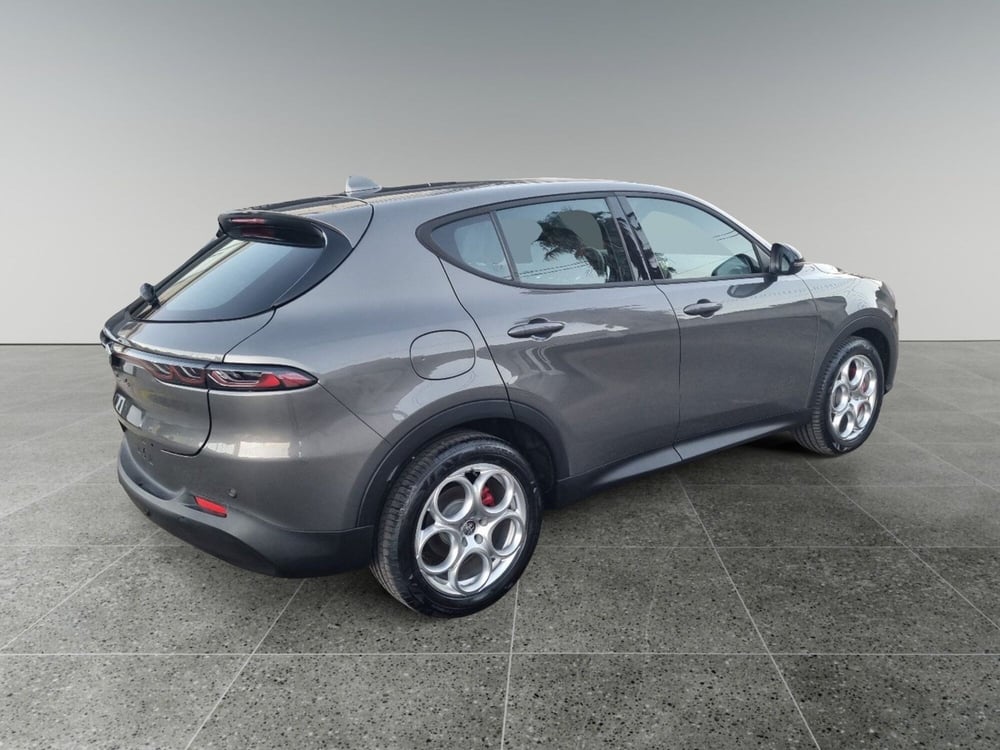 Alfa Romeo Tonale nuova a Lecce (6)