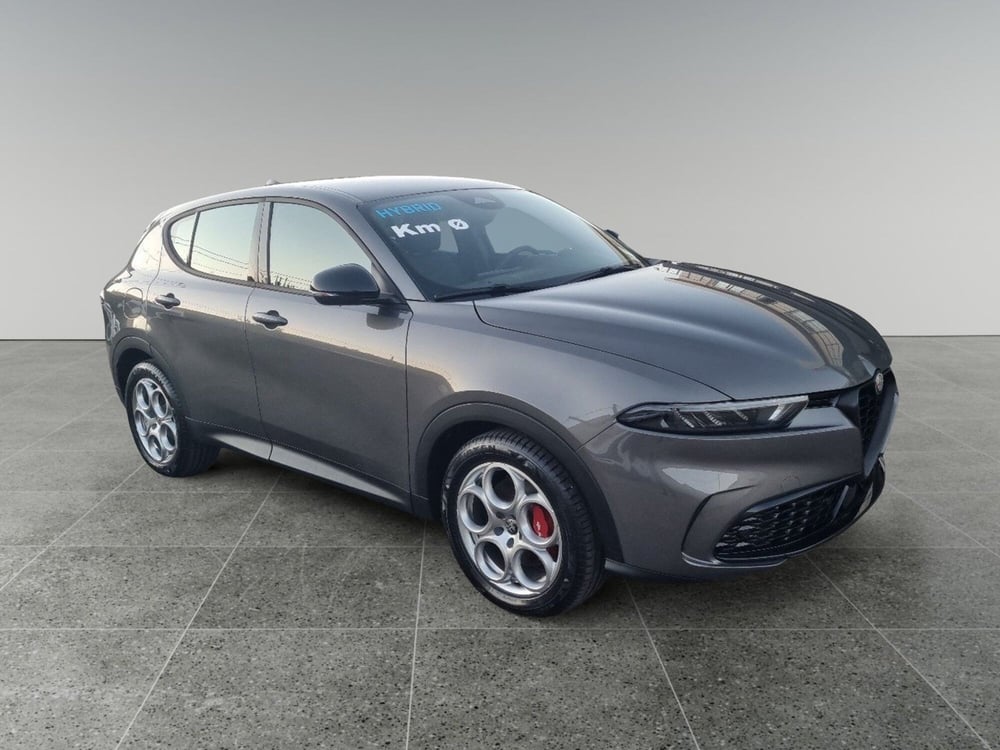 Alfa Romeo Tonale nuova a Lecce (8)