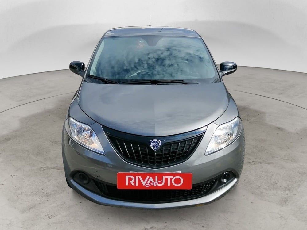 Lancia Ypsilon usata a Como (5)