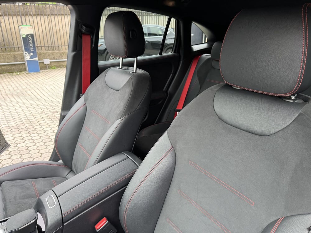 Mercedes-Benz GLA SUV usata a Como (9)