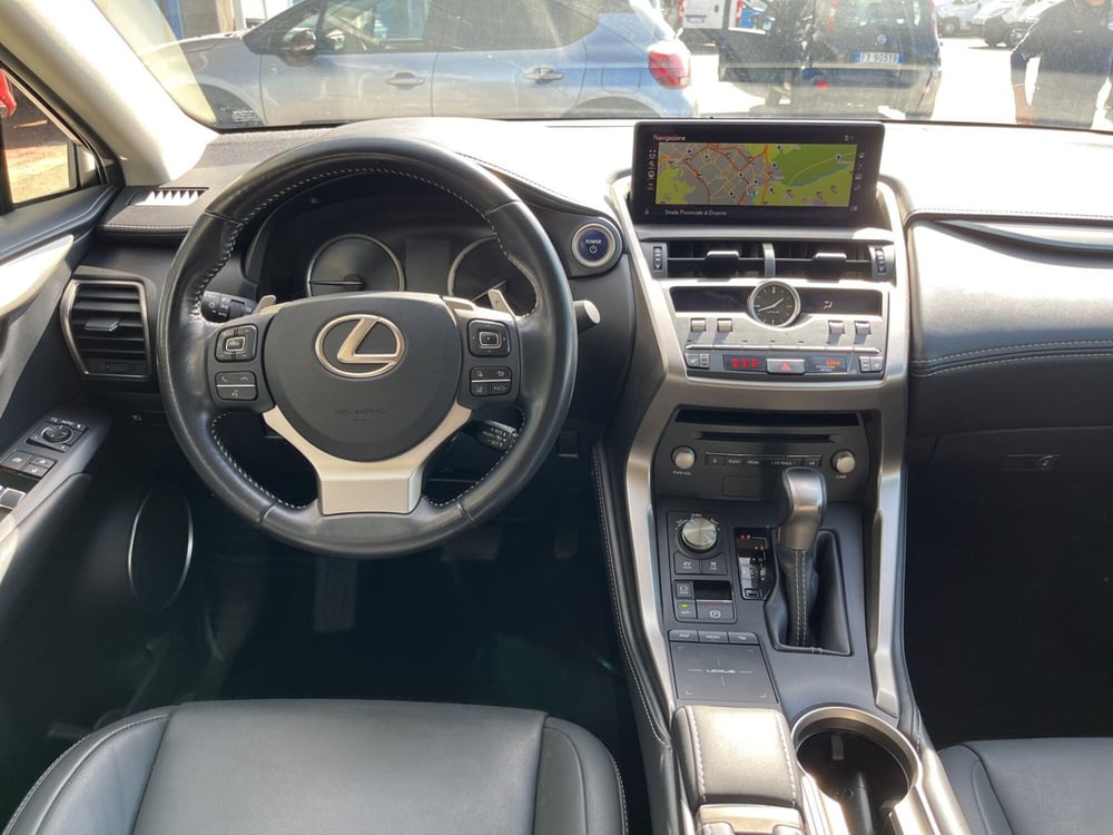Lexus NX usata a Torino (10)
