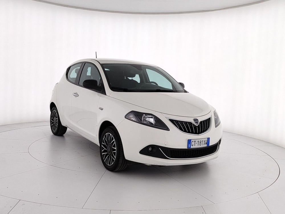 Lancia Ypsilon usata a Caserta