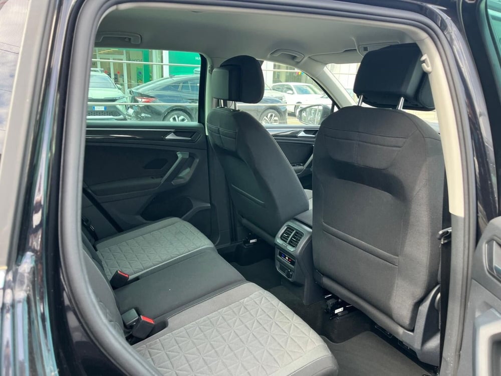Volkswagen Tiguan usata a Milano (13)