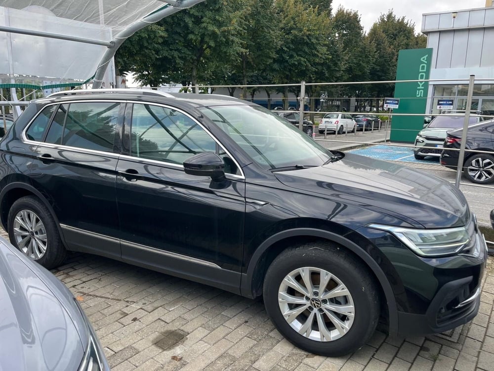 Volkswagen Tiguan usata a Milano (4)
