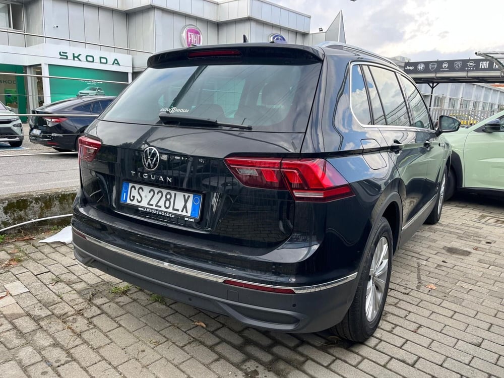 Volkswagen Tiguan usata a Milano (6)
