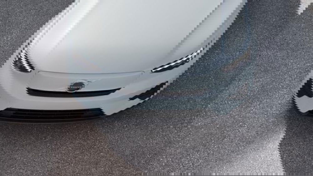 Volvo EX40 nuova a Firenze (2)