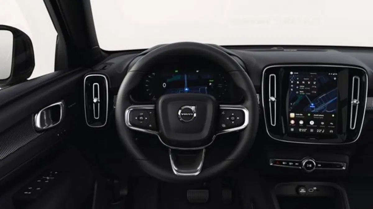 Volvo EX40 nuova a Firenze (3)