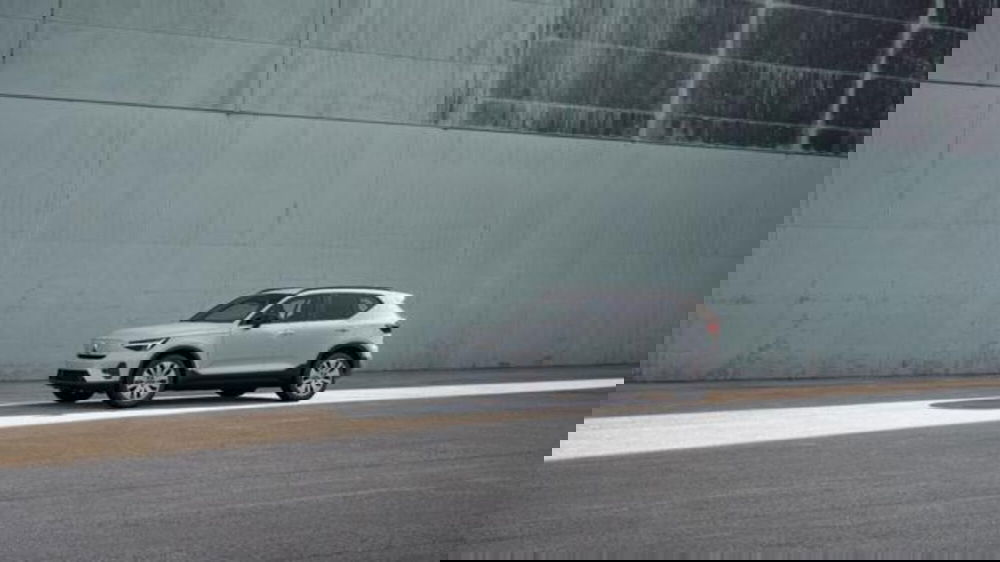 Volvo EX40 nuova a Firenze (5)