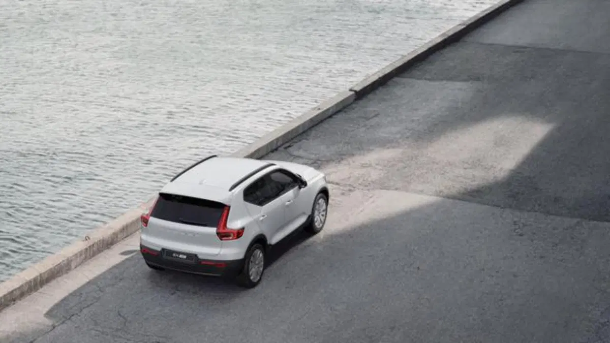 Volvo EX40 nuova a Firenze (6)