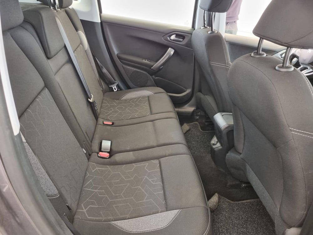 Peugeot 2008 usata a Pistoia (13)