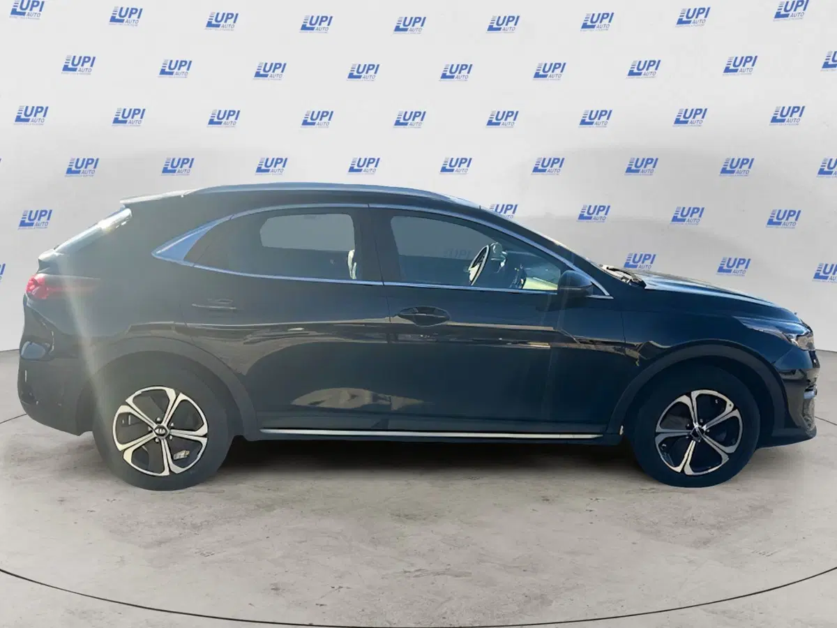 Kia XCeed usata a Pistoia (4)