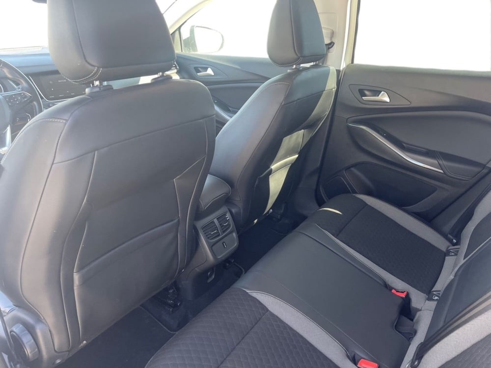 Opel Grandland X usata a Pistoia (11)