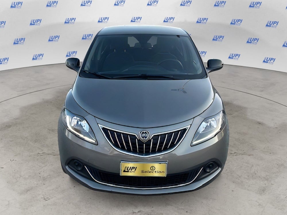 Lancia Ypsilon usata a Pistoia (8)