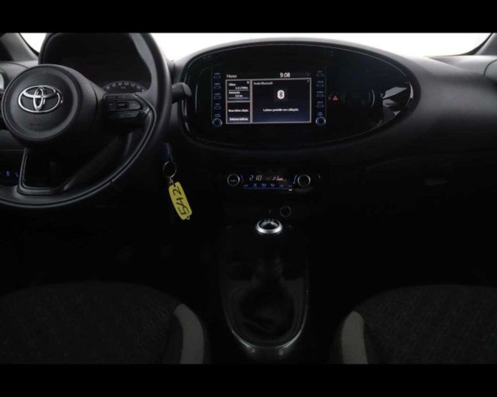 Toyota Aygo X usata a Bologna (16)