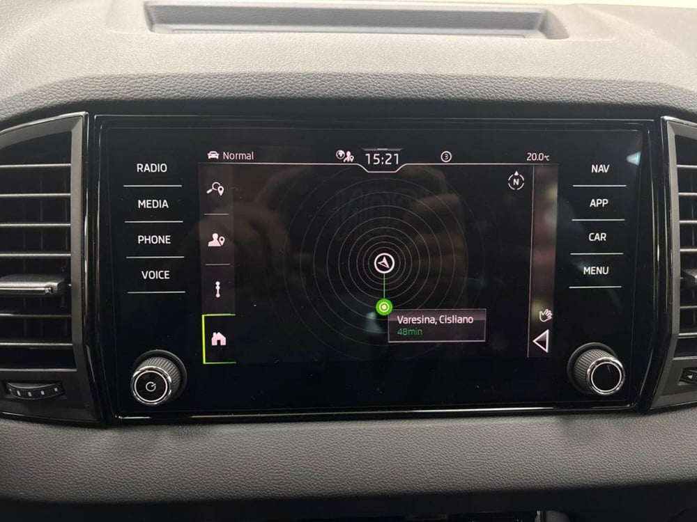 Skoda Karoq nuova a Como (16)