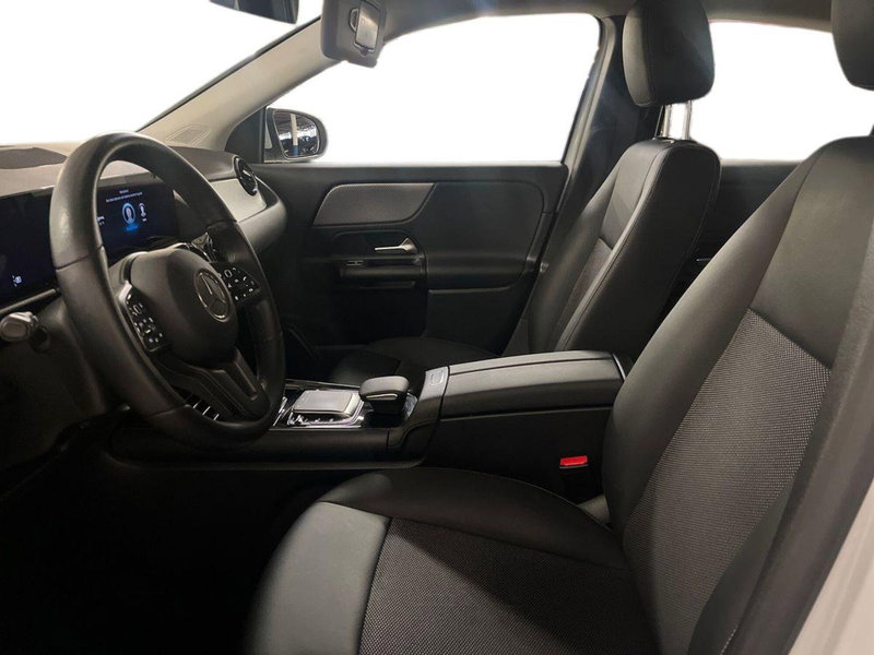 Mercedes-Benz GLA SUV usata a Milano (10)