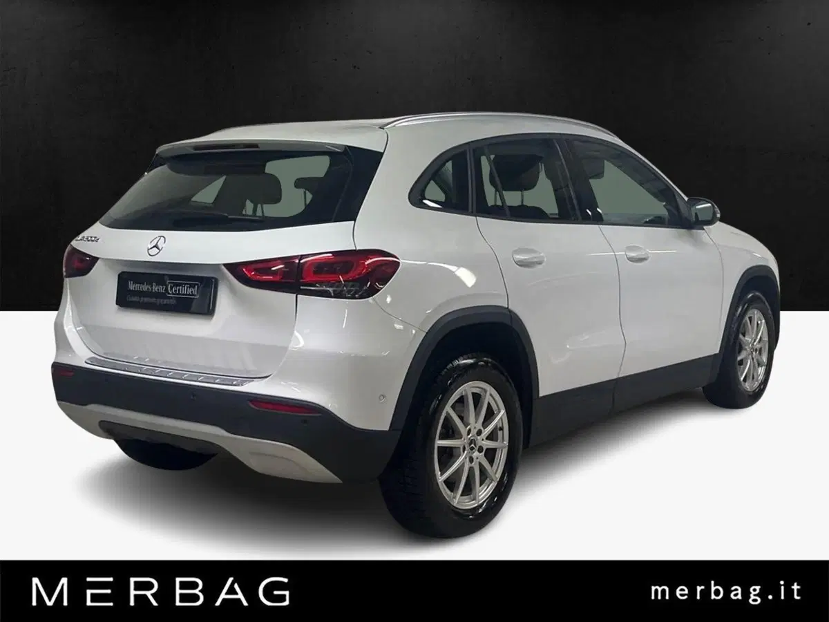 Mercedes-Benz GLA SUV usata a Milano (2)