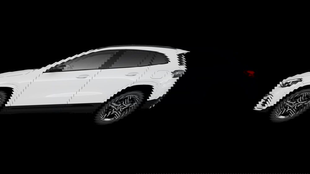 Mercedes-Benz GLA SUV nuova a Milano (2)