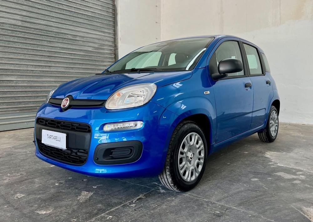 Fiat Panda Cross nuova a Bari (3)
