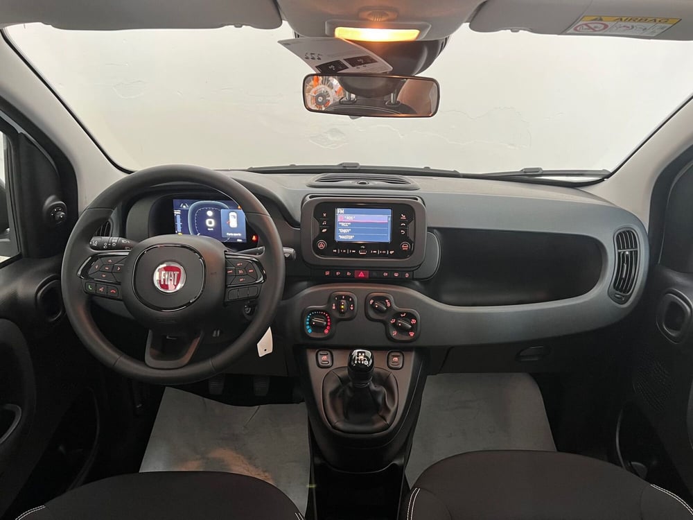 Fiat Panda nuova a Bari (16)