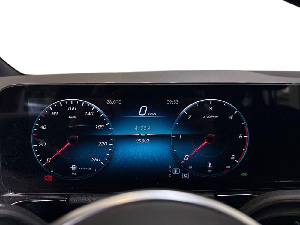 Mercedes-Benz GLA SUV usata a Rimini (9)