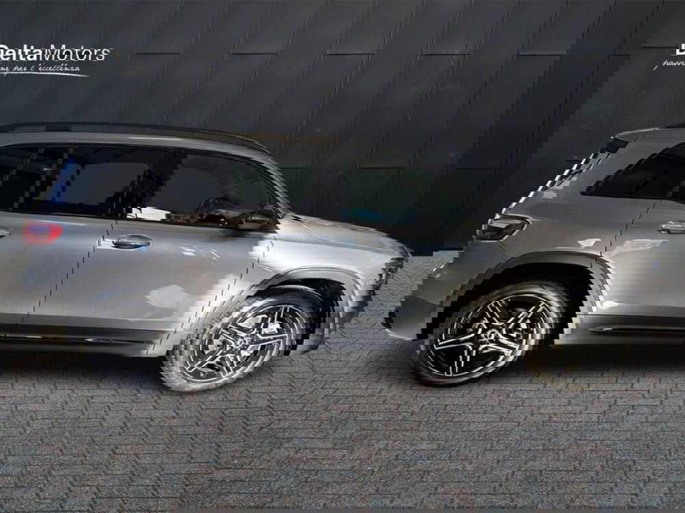 Mercedes-Benz GLB nuova a Rimini (5)