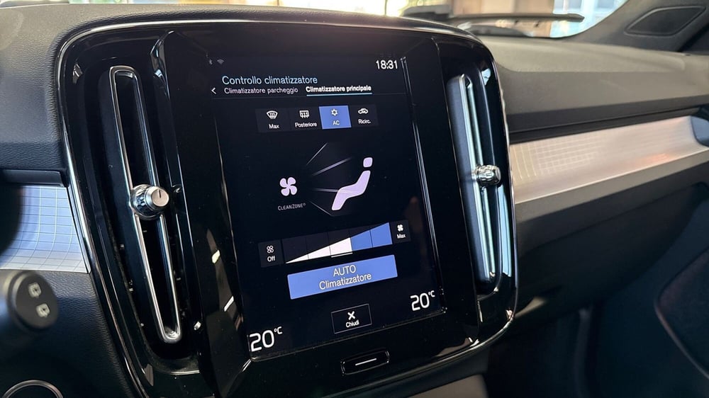 VOLVO Veicoli Commerciali XC40 usata a Treviso (10)