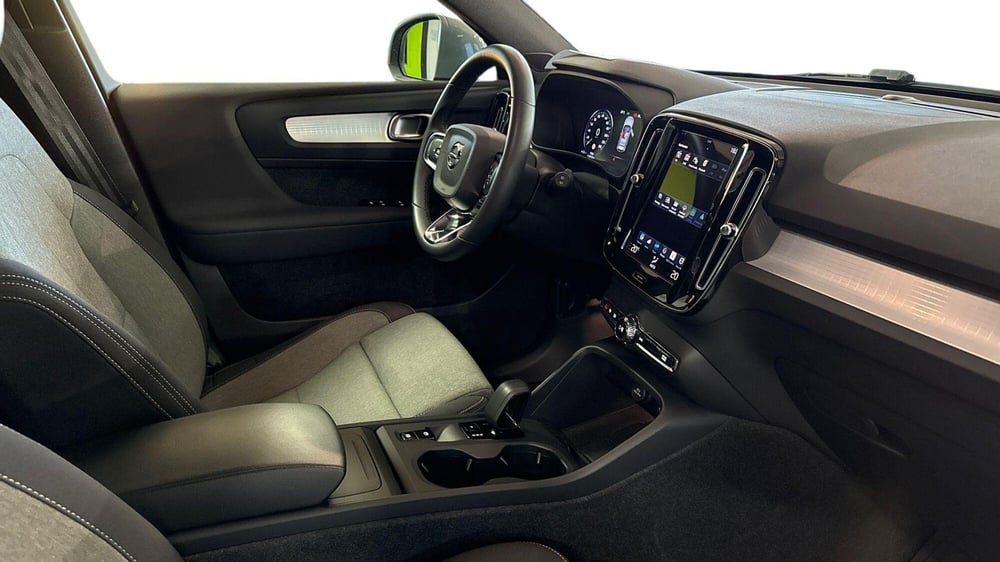 VOLVO Veicoli Commerciali XC40 usata a Treviso (12)