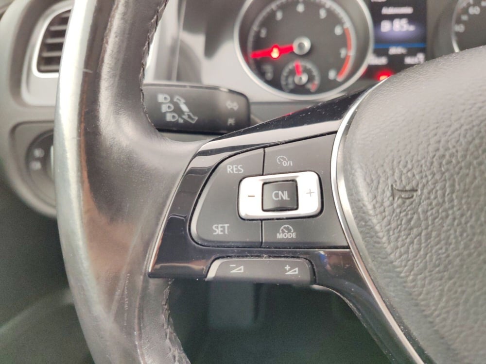 Volkswagen Golf usata a Massa-Carrara (13)