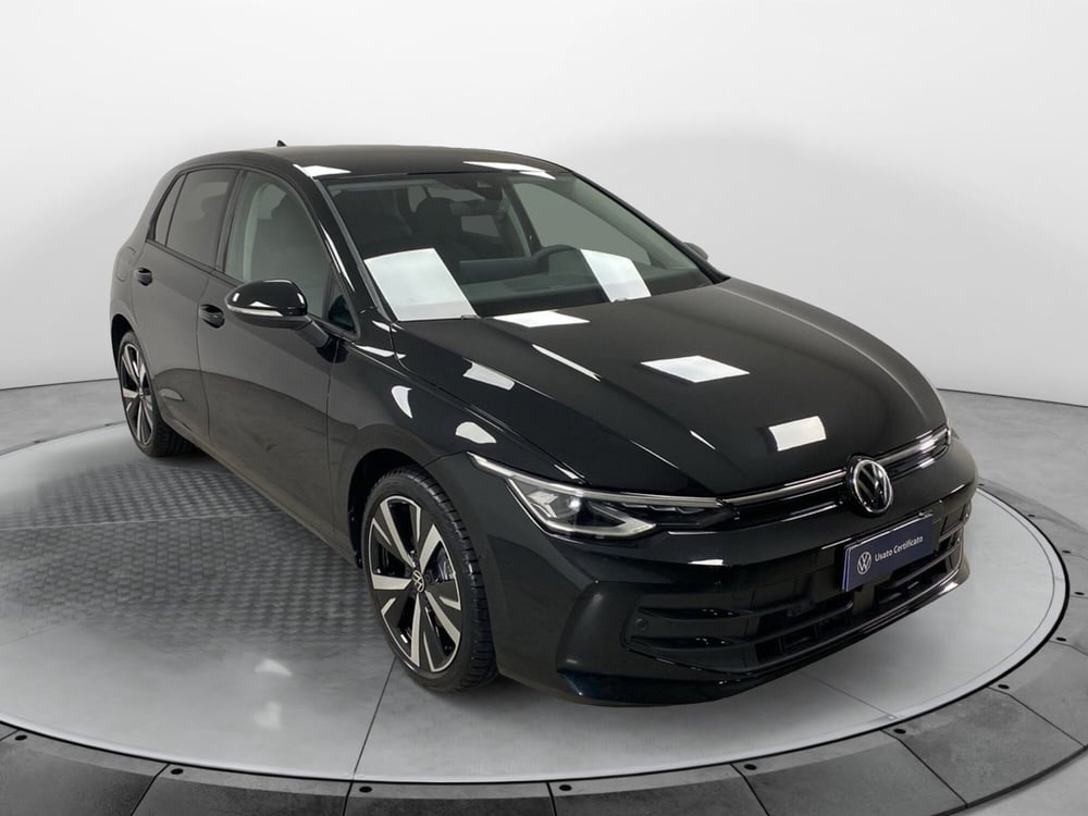 Volkswagen Golf nuova a Varese (3)