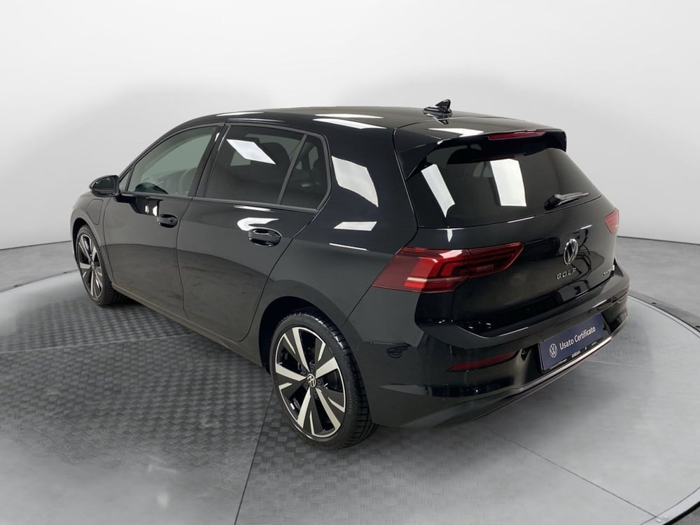 Volkswagen Golf nuova a Varese (4)