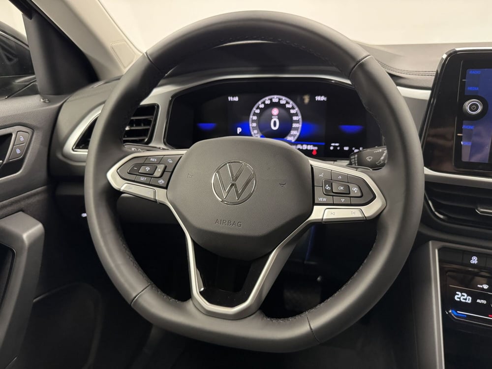 Volkswagen T-Roc nuova a Varese (14)