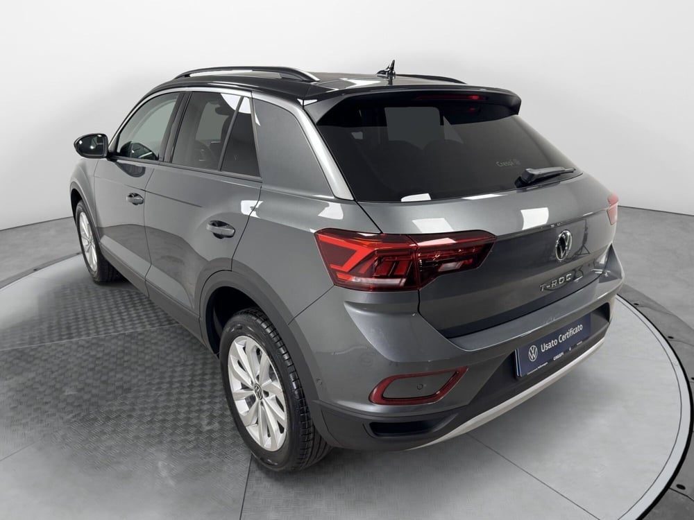 Volkswagen T-Roc nuova a Varese (4)