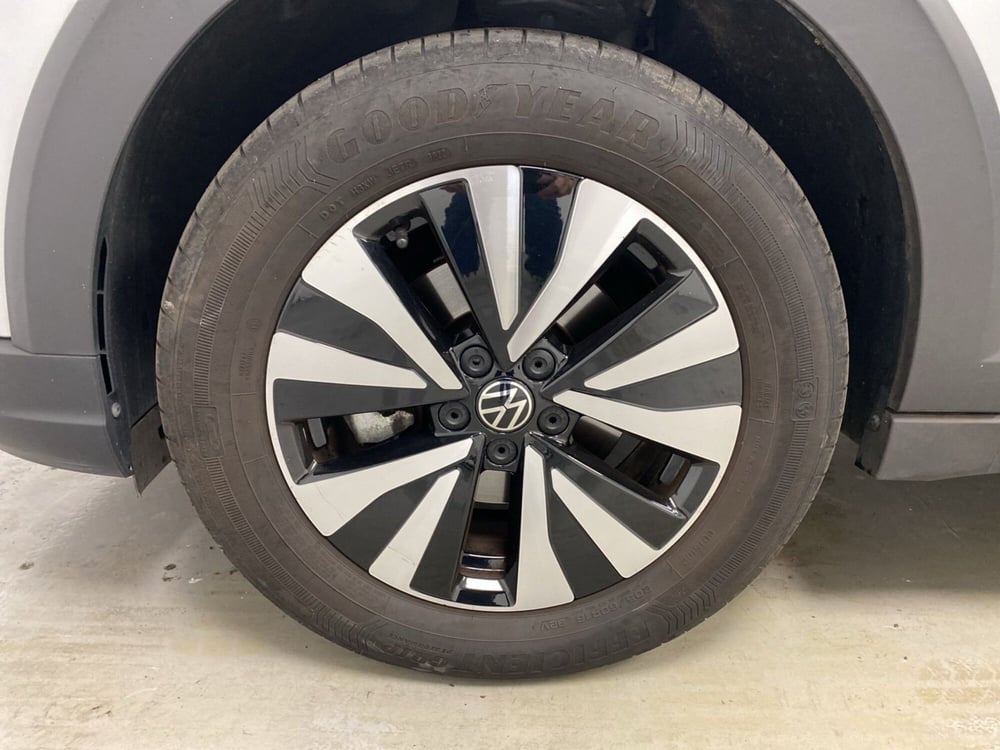 Volkswagen Taigo usata a Varese (7)