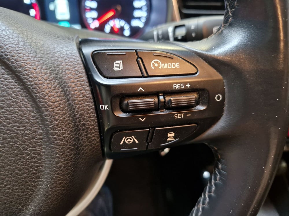 Kia Rio usata a Varese (11)