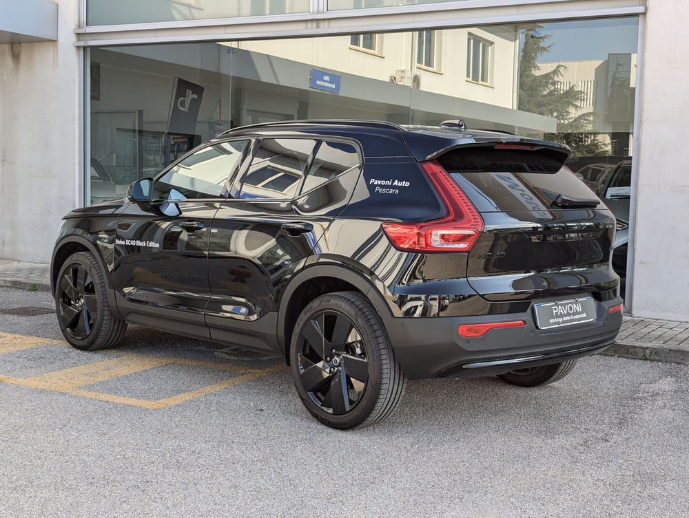 Volvo XC40 usata a Pescara (4)