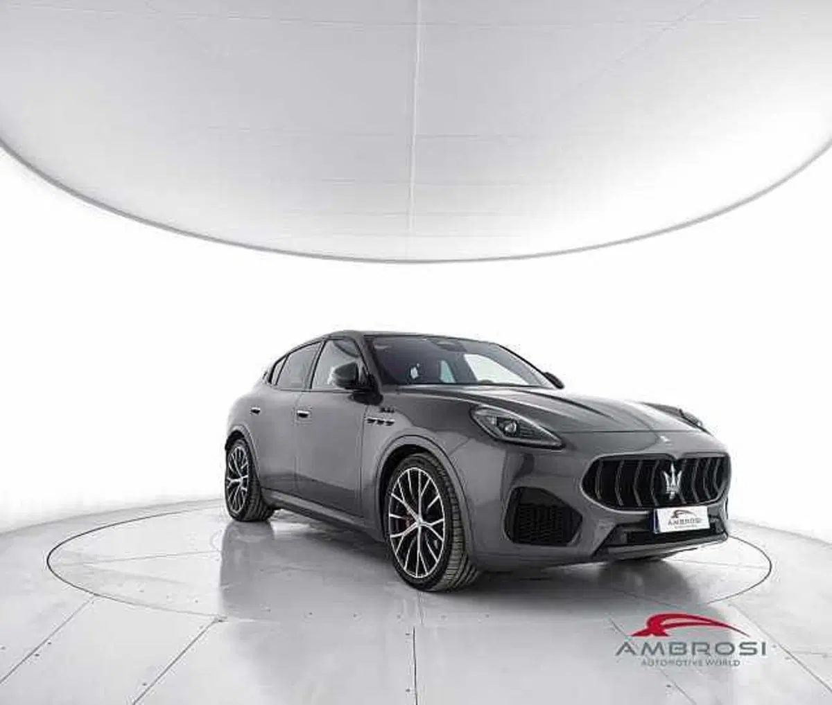 Maserati Grecale usata a Perugia (2)