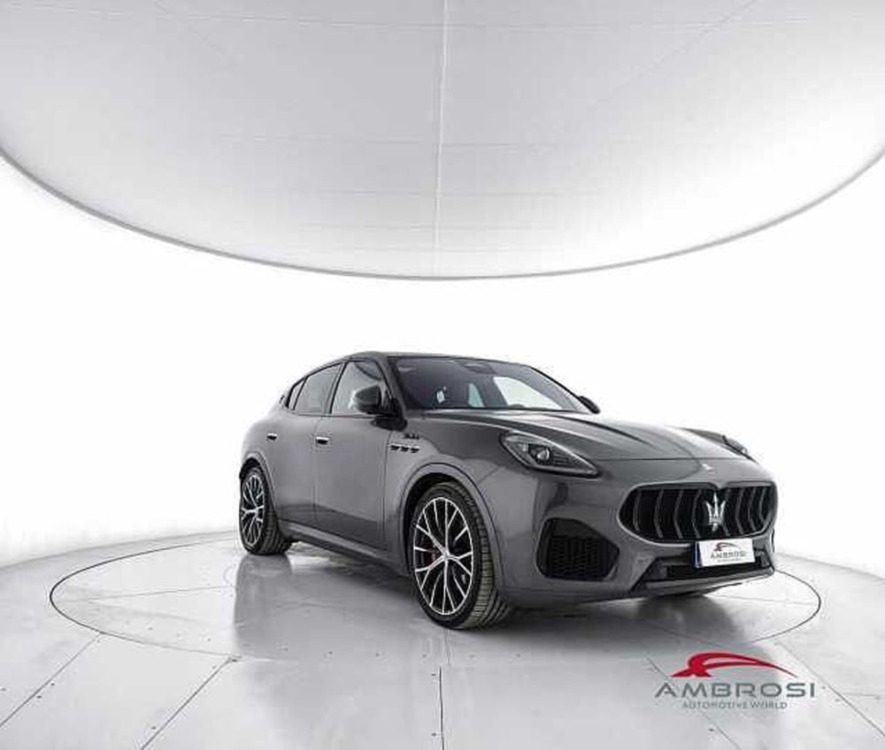 Maserati Grecale usata a Perugia (2)