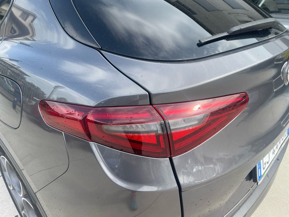 Alfa Romeo Stelvio usata a Frosinone (19)