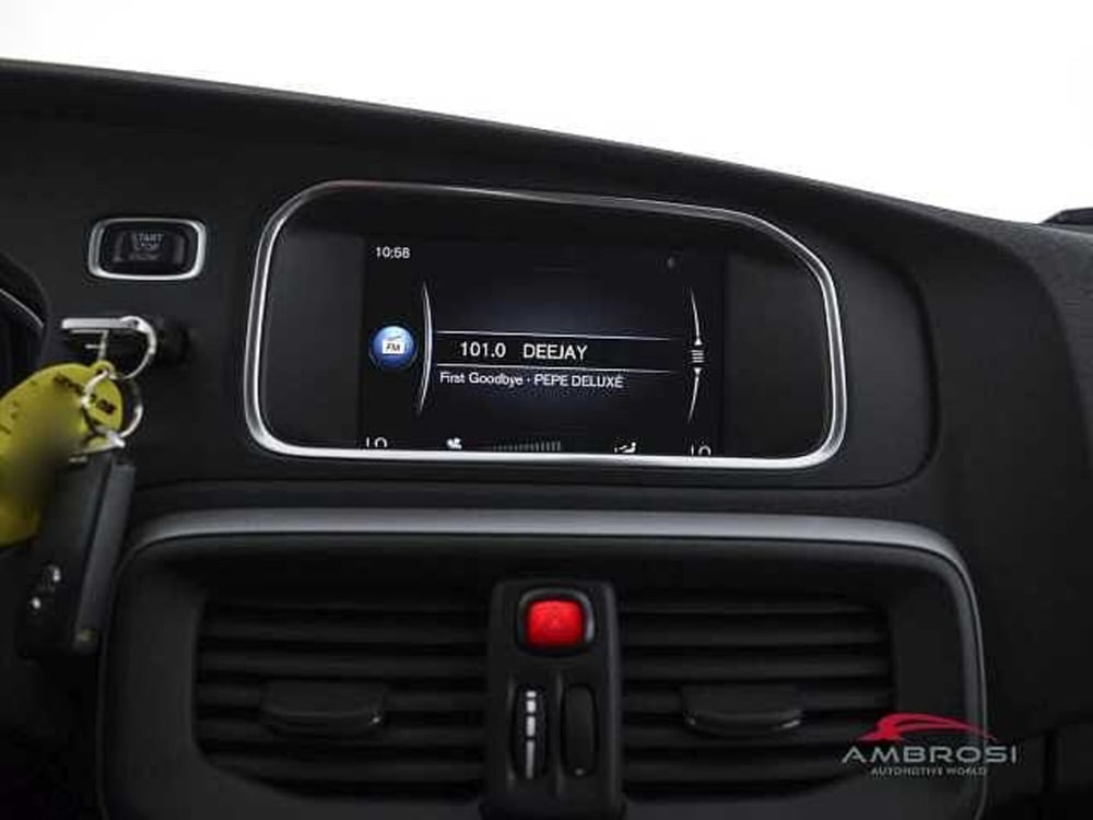 Volvo V40 usata a Perugia (14)