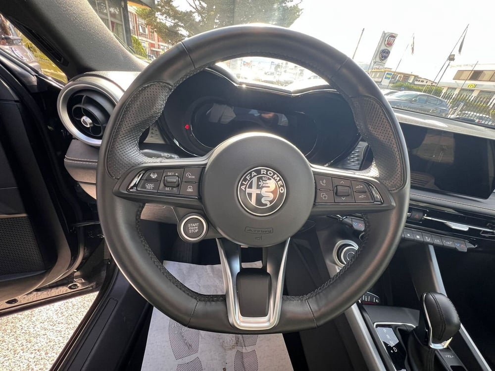 Alfa Romeo Tonale usata a L'Aquila (14)