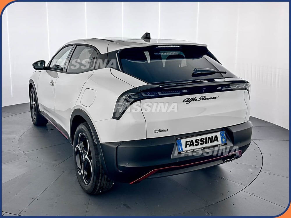 Alfa Romeo Junior nuova a Milano (4)