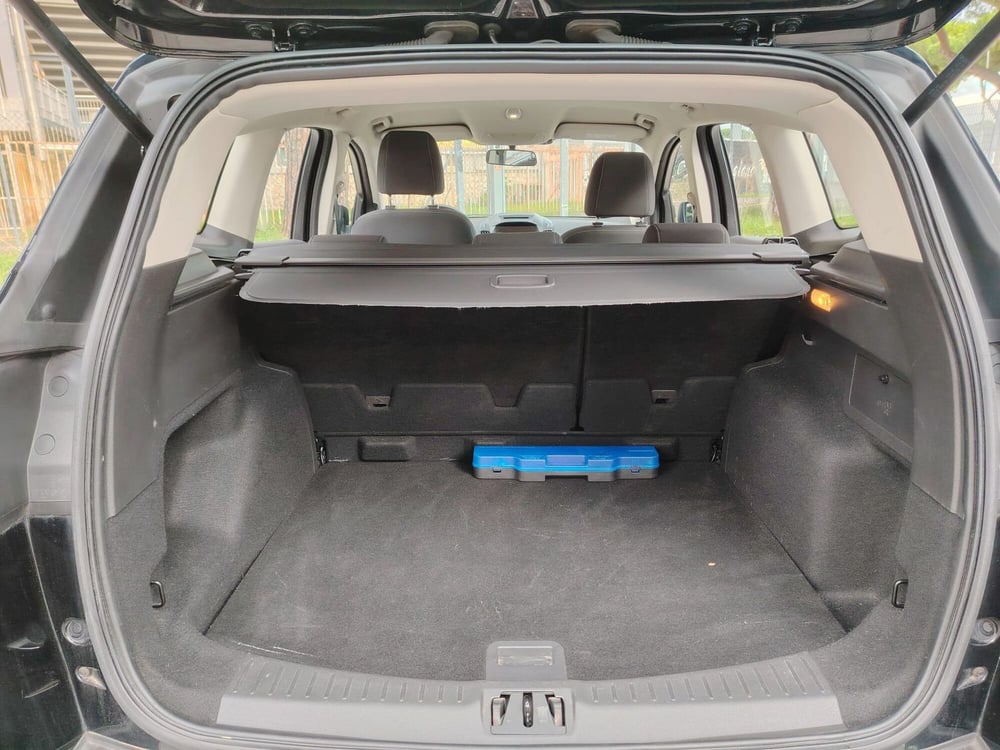 Ford Kuga usata a Massa-Carrara (15)
