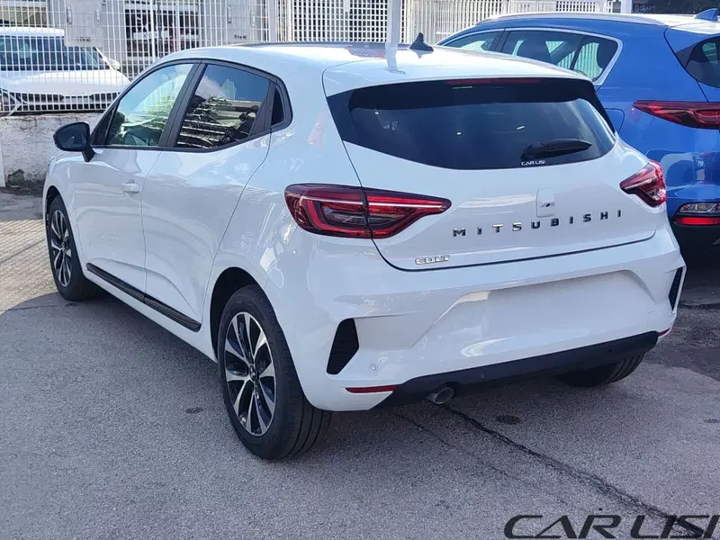 Mitsubishi Colt nuova a Foggia (5)