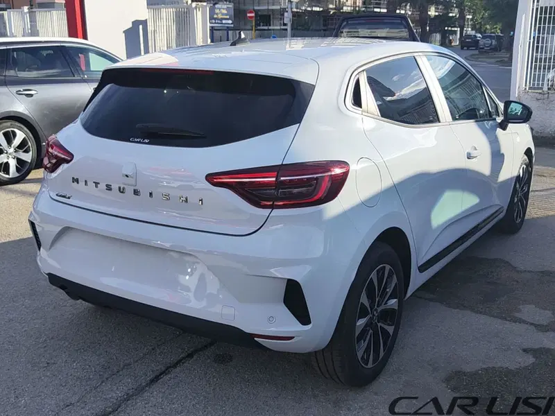 Mitsubishi Colt nuova a Foggia (6)