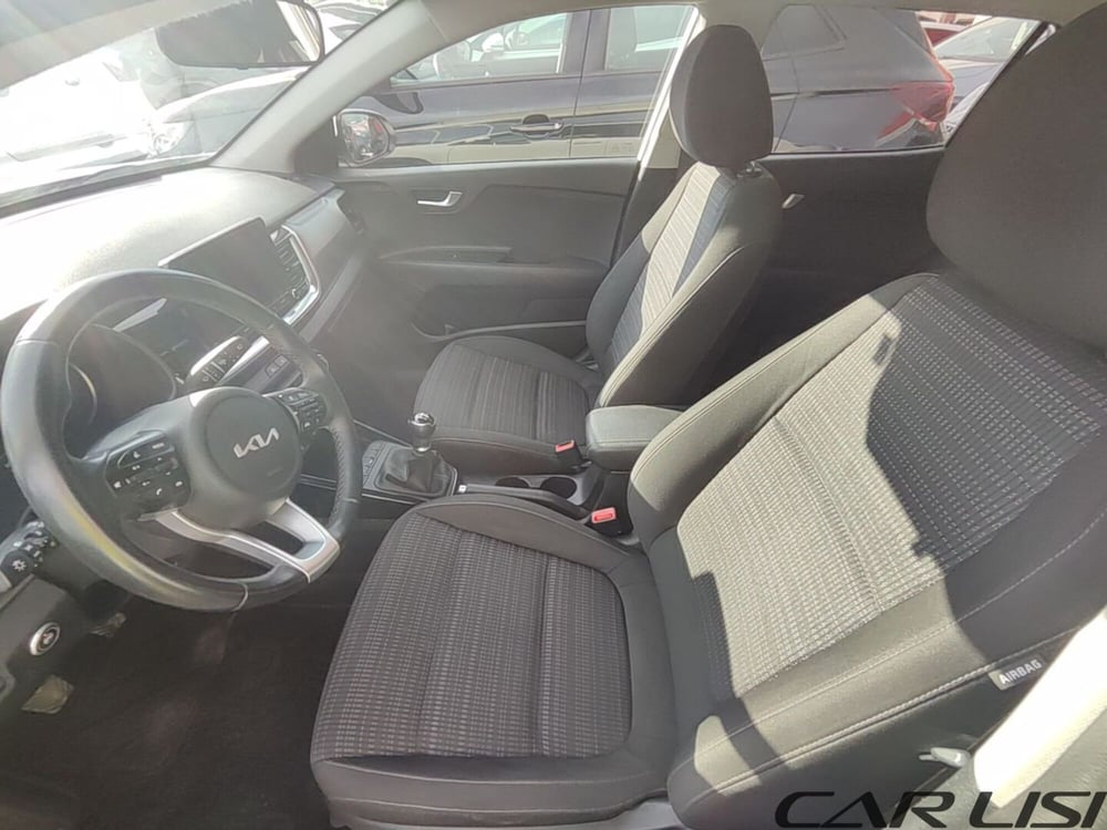 Kia Stonic usata a Foggia (5)