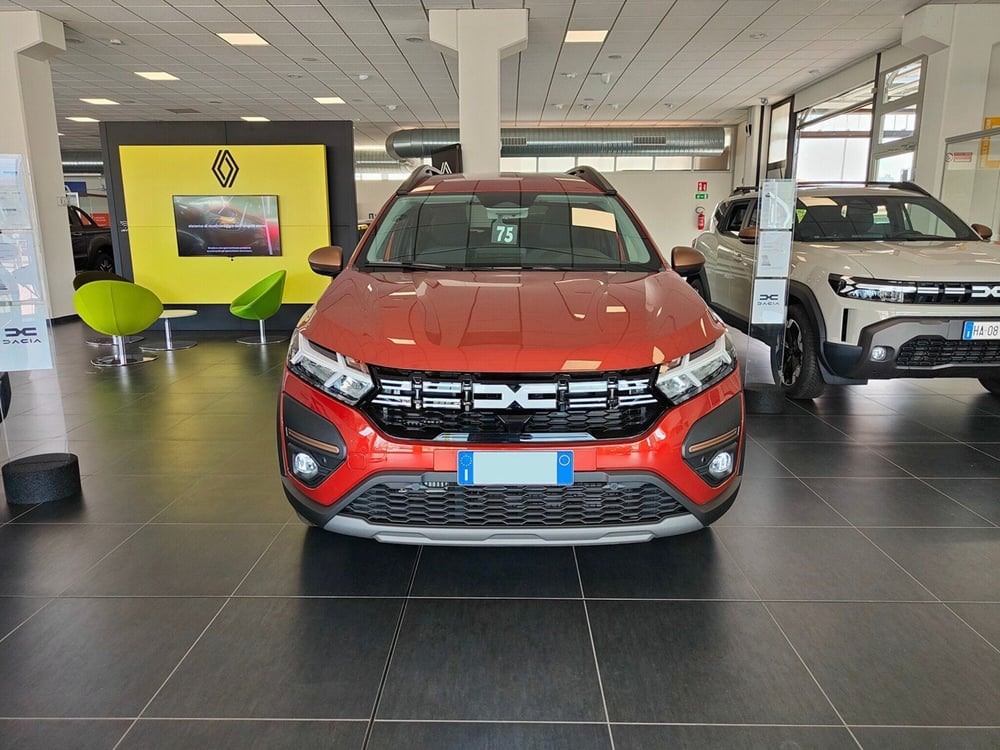 Dacia Jogger nuova a Torino (2)