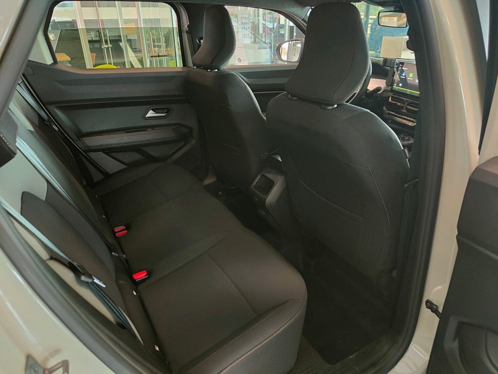 Dacia Duster nuova a Torino (17)