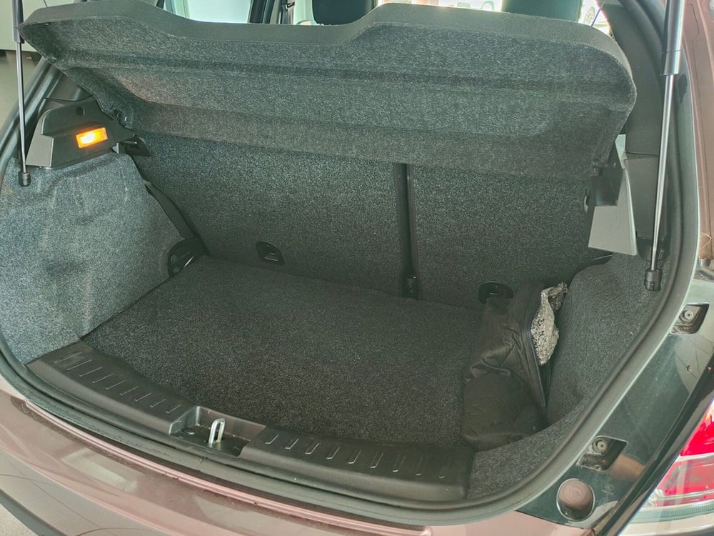 Lancia Ypsilon usata a Torino (12)