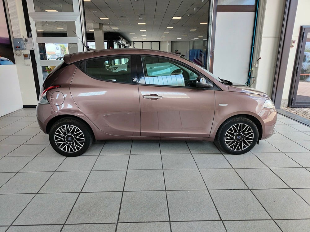 Lancia Ypsilon usata a Torino (4)